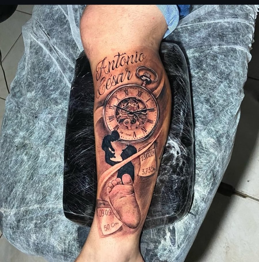 Tatuagem realista por Méio Girardi